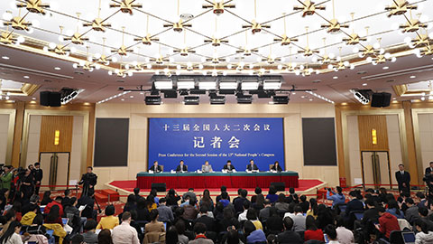 中國人民銀行行長等就&ldquo;金融改革與發展&rdquo;相關問題答記者問