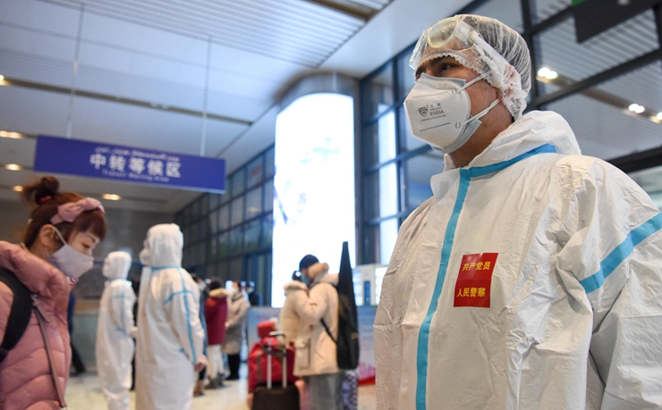 新華社評論員：領導干部必須增強&ldquo;四心&rdquo;