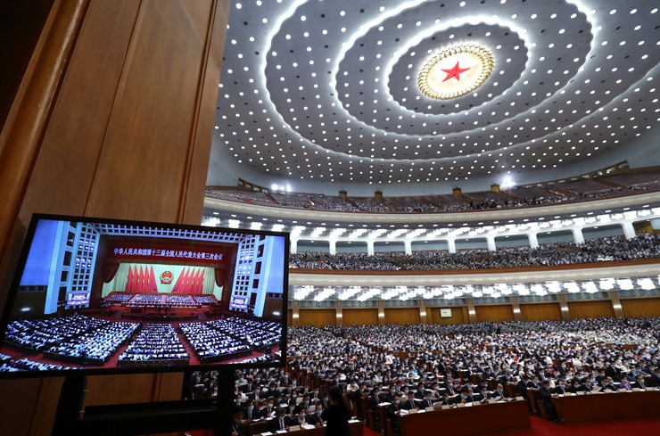 新華社社評：凝聚決戰決勝的磅礴力量 &mdash;&mdash;寫在十三屆全國人大三次會議開幕之際