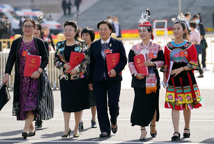 新華社社評：凝心聚力再出發，砥礪奮進新征程 &mdash;&mdash;寫在十三屆全國人大三次會議閉幕之際