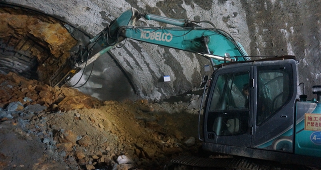 10.24公里！贛深高鐵&ldquo;第一長隧&rdquo;貫通！