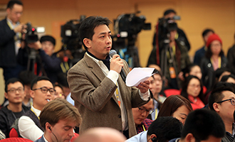 日本朝日新聞?dòng)浾咛釂? /> </a>           
<p><a href=