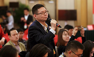 黨建雜志、黨建網(wǎng)記者提問