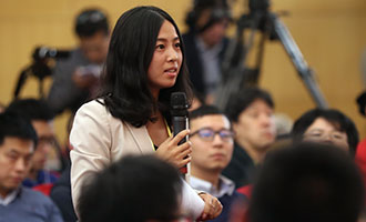 澳門澳亞衛視記者提問