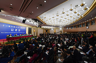 財(cái)政部部長(zhǎng)肖捷等就&ldquo;財(cái)稅改革和財(cái)政工作&rdquo;答記者問(wèn)