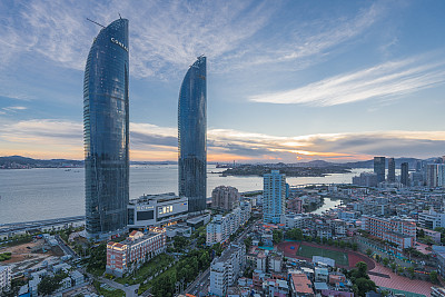 人民日?qǐng)?bào)評(píng)論員：國(guó)家強(qiáng)大、民族復(fù)興、兩岸統(tǒng)一是歷史大勢(shì)