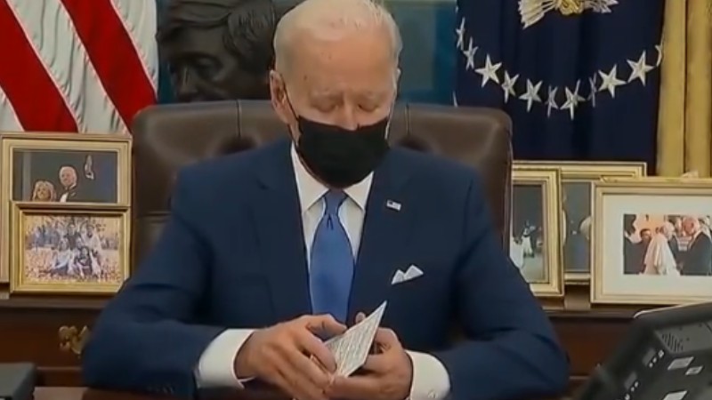 美國FBI遇數(shù)十年來最血腥事件！拜登慰問遇害特工家屬