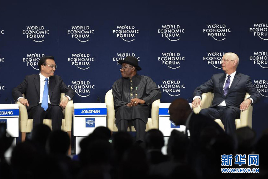 5月8日，中國國務院總理李克強在阿布賈出席第24屆世界經濟論壇非洲峰會全會，發表題為《共同推動非洲發展邁上新臺階》的特別致辭。新華社記者 李學仁 攝 