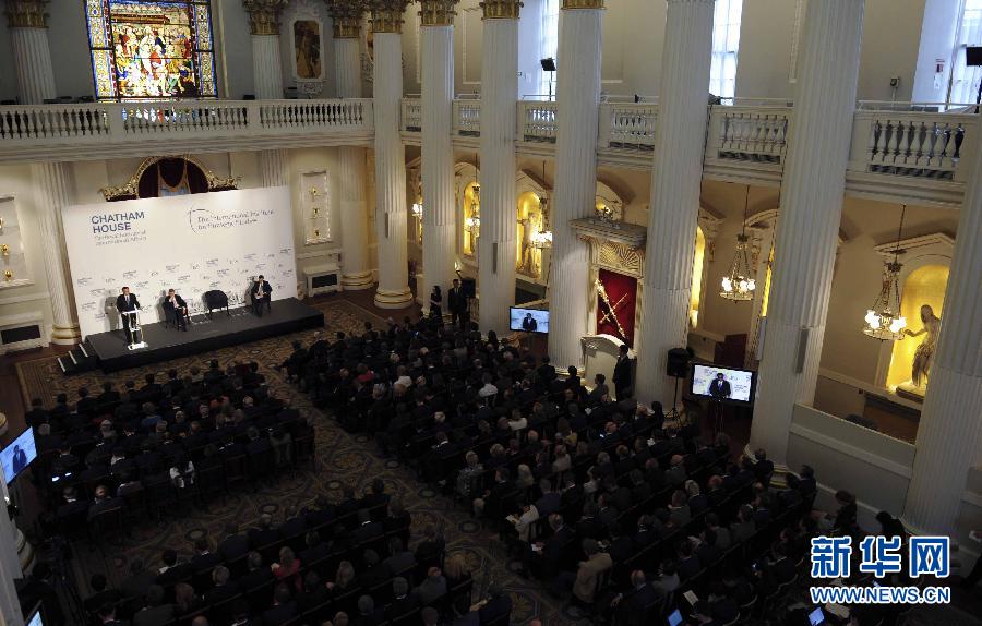 6月18日，國務院總理李克強在倫敦金融城市長官邸面向英國皇家國際問題研究所和國際戰略研究所兩大智庫發表題為《共建包容發展的美好世界》的演講。新華社記者 張鐸 攝