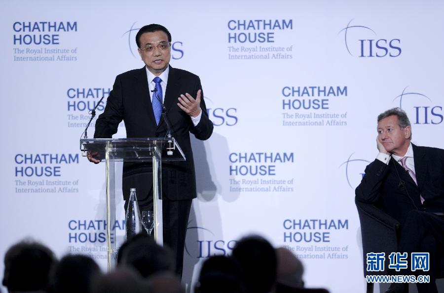 6月18日，國務院總理李克強在倫敦金融城市長官邸面向英國皇家國際問題研究所和國際戰略研究所兩大智庫發表題為《共建包容發展的美好世界》的演講。新華社記者 張鐸 攝 
