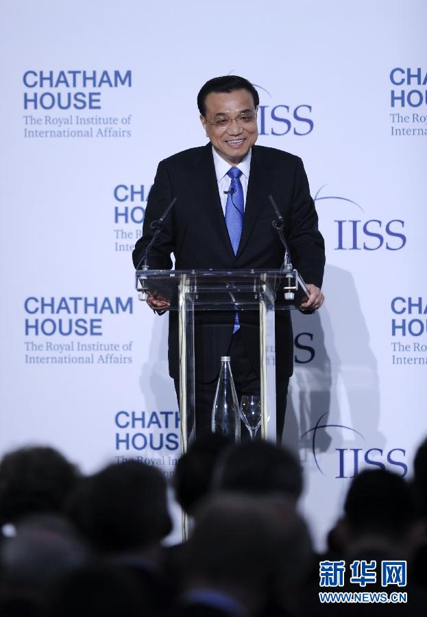 6月18日，國務院總理李克強在倫敦金融城市長官邸面向英國皇家國際問題研究所和國際戰略研究所兩大智庫發表題為《共建包容發展的美好世界》的演講。新華社記者 張鐸 攝 