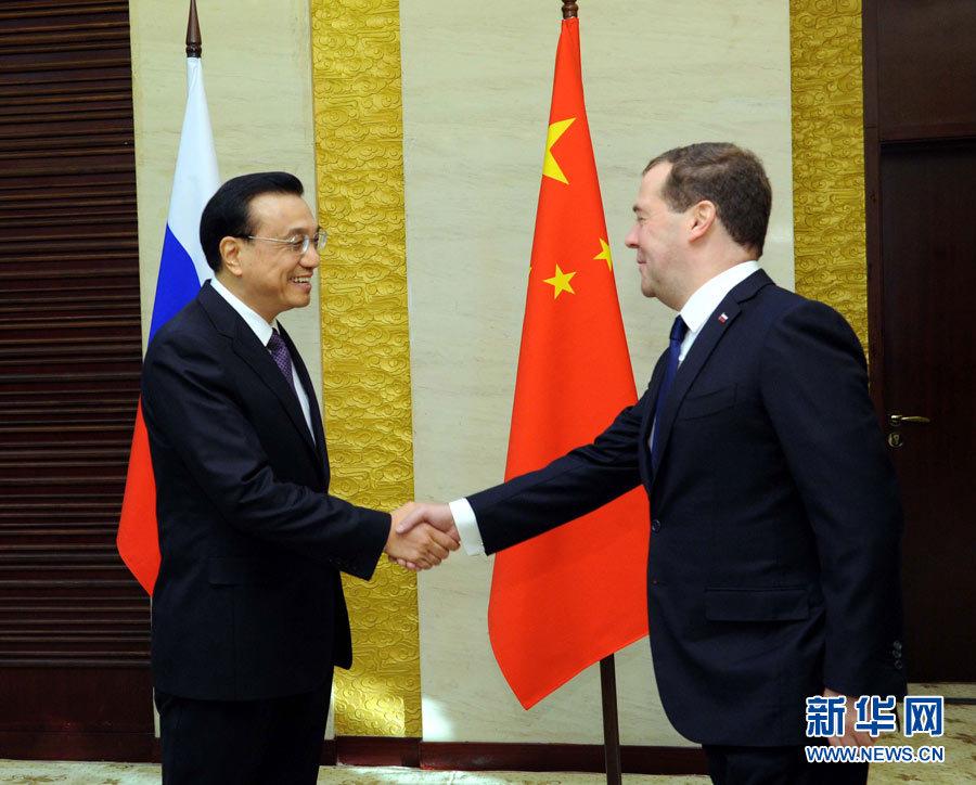 12月15日，中國國務院總理李克強在阿斯塔納會見俄羅斯總理梅德韋杰夫。 新華社記者 饒愛民 攝