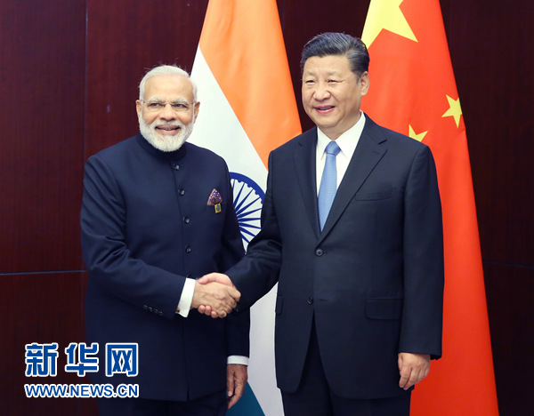 6月9日，國家主席習近平在阿斯塔納會見印度總理莫迪。 新華社記者姚大偉 攝