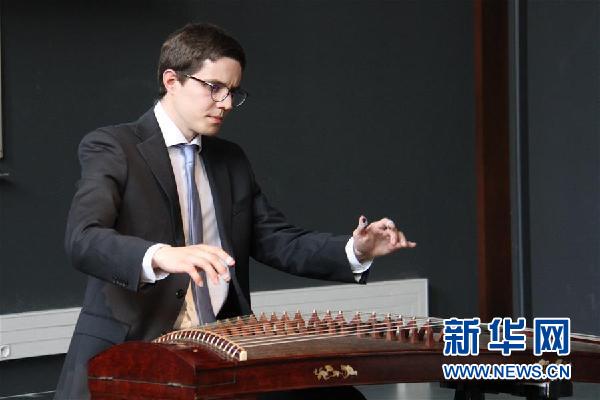 （國際&middot;圖文互動）（2）漢語架起溝通橋&mdash;&mdash;記法國賽區世界大學生中文比賽