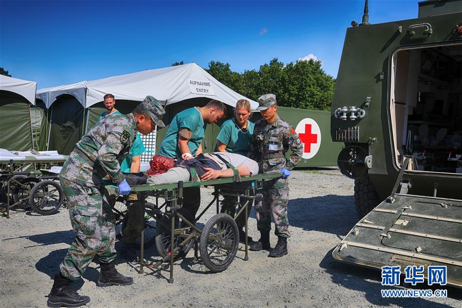 (國(guó)際·圖文互動(dòng))(6)“共同的理念,讓合作更深入更順暢”——走進(jìn)中德“聯(lián)合救援-2019”衛(wèi)勤實(shí)兵聯(lián)合演習(xí)德方野戰(zhàn)二級(jí)醫(yī)院