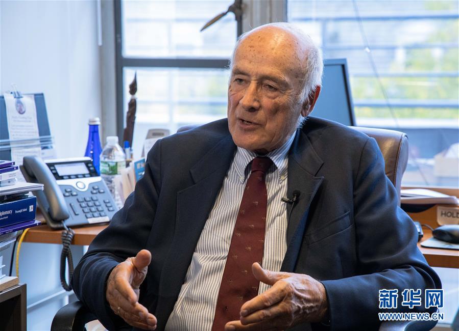 （新華全媒頭條&middot;圖文互動）（1）特稿：以&ldquo;小球&rdquo;智慧 行大國之交&mdash;&mdash;哈佛&ldquo;中國通&rdquo;談中美關系