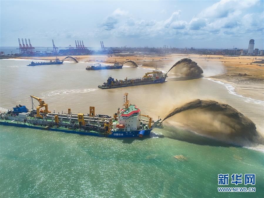 （國際&middot;圖文互動）（3）通訊：&ldquo;五年我們為斯里蘭卡造出一片新土地&rdquo;&mdash;&mdash;科倫坡港口城人的自豪與希冀