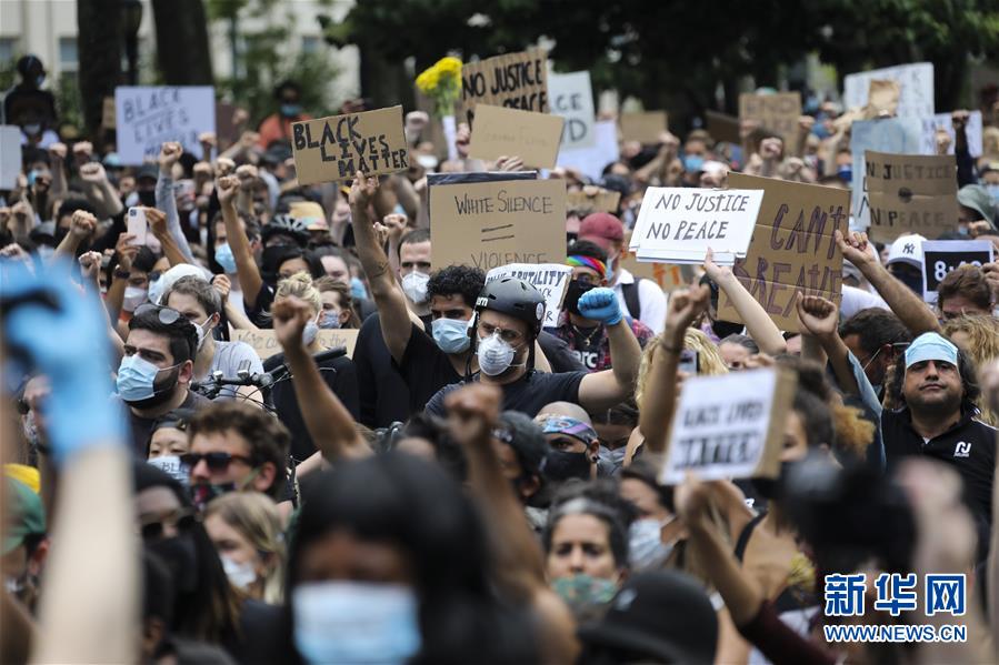 （國際）（3）紐約民眾紀念喬治&middot;弗洛伊德
