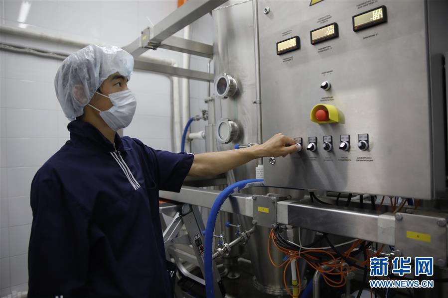 （國際&middot;圖文互動）（6）從&ldquo;先遣隊(duì)&rdquo;到&ldquo;正規(guī)軍&rdquo;&mdash;&mdash;哈薩克斯坦駱駝奶粉入華記