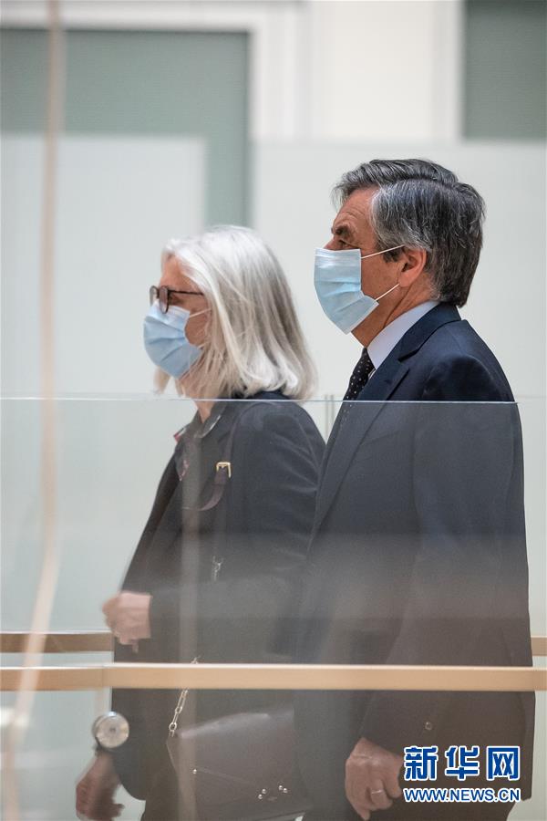 （國際）（4）法國前總理菲永夫婦因&ldquo;空餉&rdquo;案獲刑