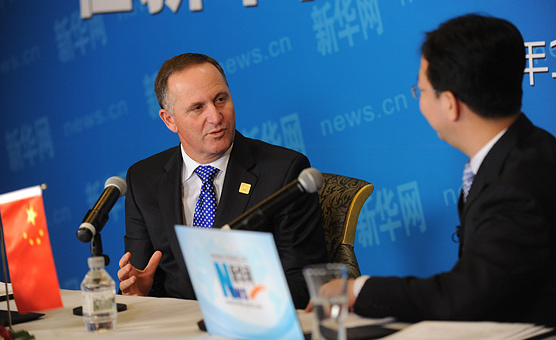 新西蘭總理約翰&middot;基與中國(guó)網(wǎng)民在線交流