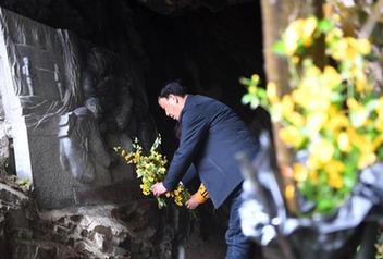 金剛臺上&ldquo;金剛俠&rdquo;：舍女護戰友 她卻是十幾個遺孤的&ldquo;媽媽&rdquo;