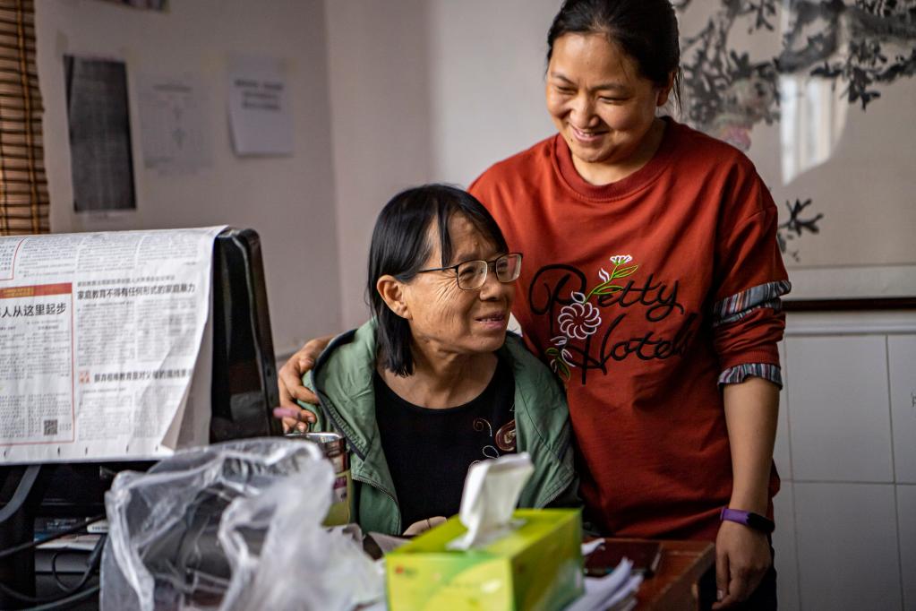 我的媽媽叫桂梅&mdash;&mdash;張桂梅和她的177個(gè)兒女